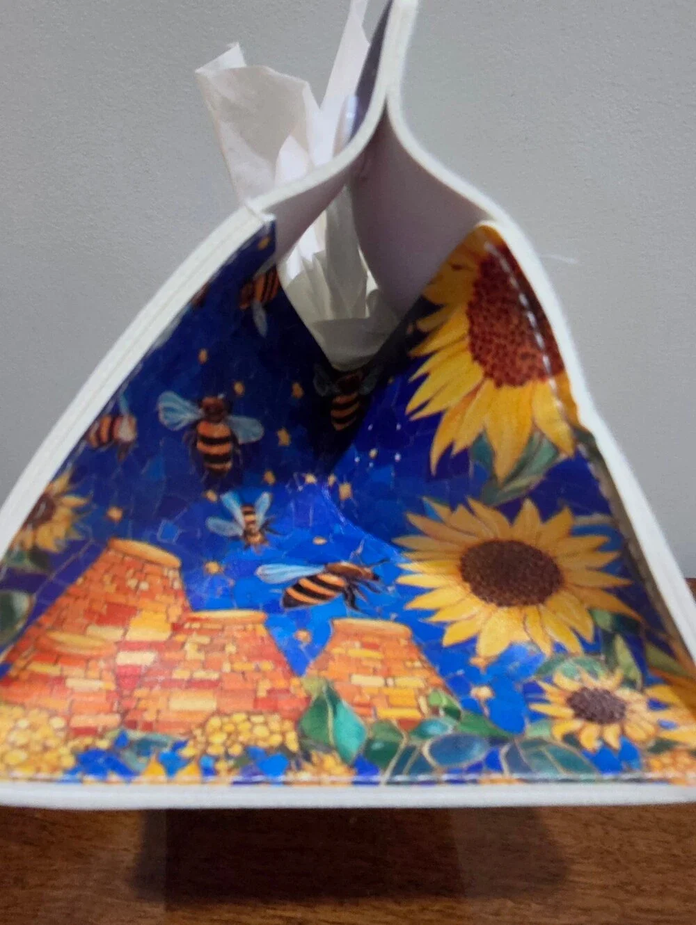 New Sunflower and Bee Tissue Box Vibrant Mosaic Style Holder 8